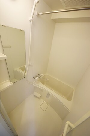 アイルプレミアム千駄木の物件内観写真